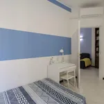 Rent 3 bedroom apartment in Milan