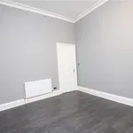 Rent 3 bedroom flat in Glasgow  West