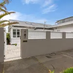 Rent 2 bedroom apartment in Auckland