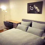 Rent a room of 90 m² in frankfurt