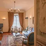 Rent 5 bedroom apartment in Florence