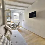 Rent 2 bedroom apartment of 30 m² in Florence