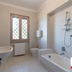 Affitto 5 camera casa di 220 m² in Lonato del Garda