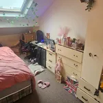 Rent 8 bedroom house in Leeds