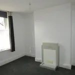 Rent 3 bedroom flat in Exeter