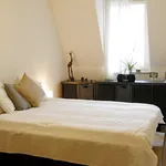 Miete 2 Schlafzimmer wohnung in Zurich