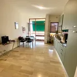 Affitto 3 camera appartamento di 70 m² in Latina