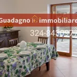 Rent 5 bedroom house of 140 m² in Lecce