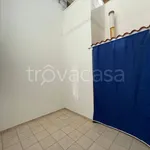 Affitto 4 camera appartamento di 90 m² in Brindisi