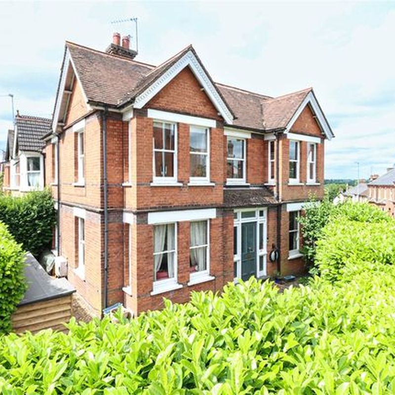 Flat to rent in Gombards, St. Albans, Hertfordshire AL3 Redbournbury