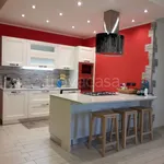 Rent 4 bedroom house of 106 m² in Soave