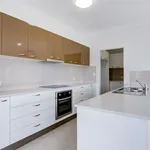 Rent 5 bedroom apartment in Hope Island