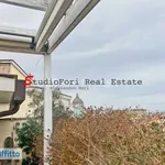 Rent 6 bedroom apartment of 220 m² in Rome