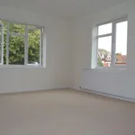 Rent 2 bedroom flat in Eastbourne