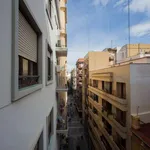 Rent a room of 130 m² in valencia