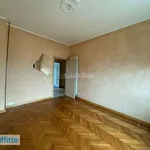 Rent 4 bedroom apartment of 120 m² in Turin