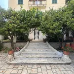 Rent 4 bedroom apartment of 177 m² in Napoli