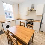 Rent 4 bedroom house in Leeds