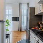 Rent 3 bedroom apartment of 47 m² in Berlin