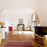 Rent 1 bedroom apartment of 55 m² in Paris