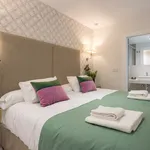 Alquilo 3 dormitorio apartamento de 1023 m² en Seville