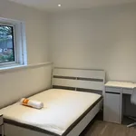 Rent 2 bedroom flat in West Midlands