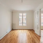 Appartement de 66 m² avec 3 chambre(s) en location à Paris