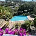 Maison de 115 m² avec 4 chambre(s) en location à Sainte-Maxime