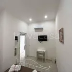 Rent 2 bedroom apartment of 60 m² in Napoli