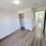 Rent 4 bedroom house of 65 m² in Toronto