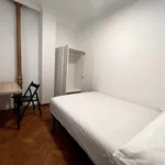 Rent a room in Madrid