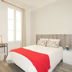 Rent a room of 140 m² in barcelona