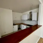 Appartement de 85 m² avec 4 chambre(s) en location à Suresnes