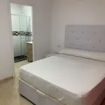 Rent 4 bedroom apartment in Valencia