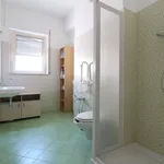 Rent 5 bedroom apartment of 160 m² in Pescara