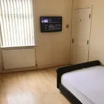 Rent 4 bedroom house in East Midlands