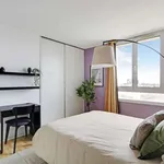 Rent a room in paris