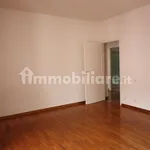 Rent 4 bedroom apartment of 120 m² in Laveno-Mombello