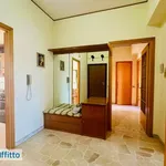 Rent 3 bedroom apartment of 99 m² in Rome