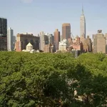 Rent 3 bedroom apartment of 94 m² in New York