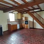 Rent 4 bedroom house of 94 m² in Pouillé