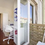 Rent a room in lisbon