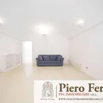 Rent 4 bedroom apartment of 120 m² in Napoli