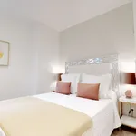 Rent 3 bedroom apartment of 66 m² in Madrid