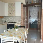 Rent 3 bedroom house of 110 m² in Campomarino