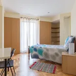 Rent 4 bedroom apartment in Porto