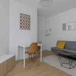 Rent 2 bedroom apartment of 32 m² in Asnieres Sur Seine