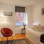 Rent 2 bedroom apartment in lisbon