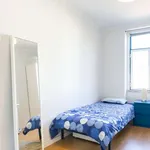 Rent a room in lisbon