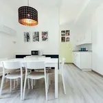 Rent 4 bedroom apartment in Rome